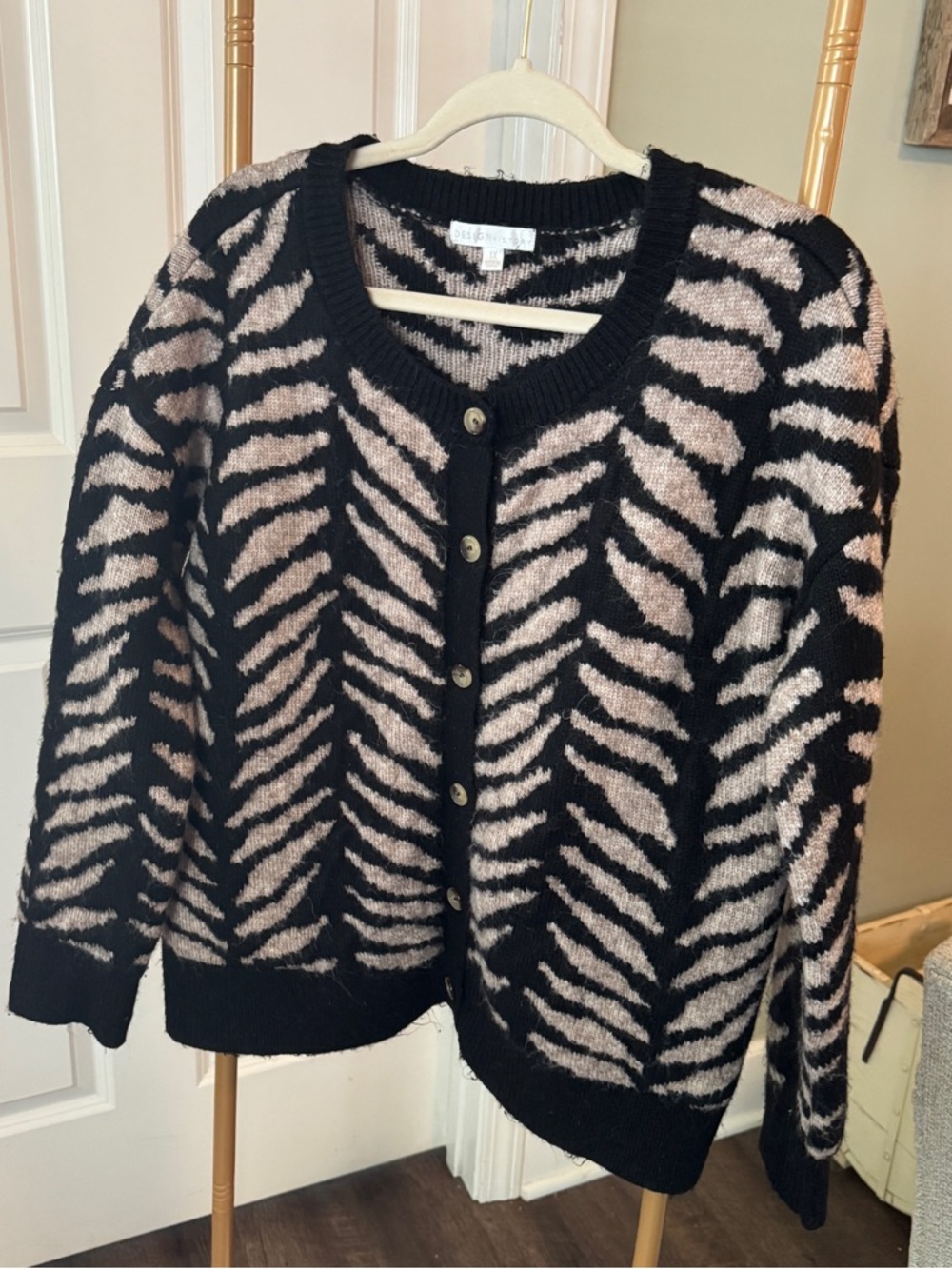 Design History Black and Cream Zebra-Print Button Front Cardigan